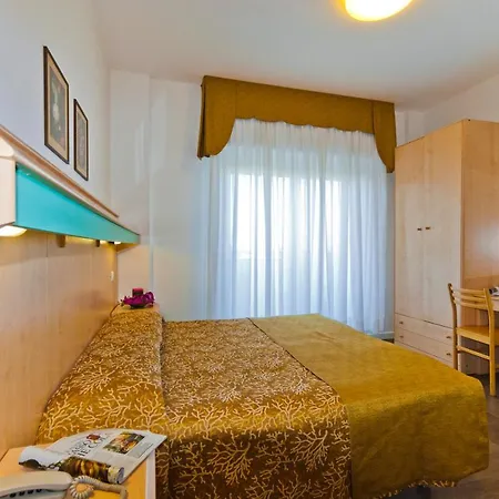 Hotell Gimm 4*